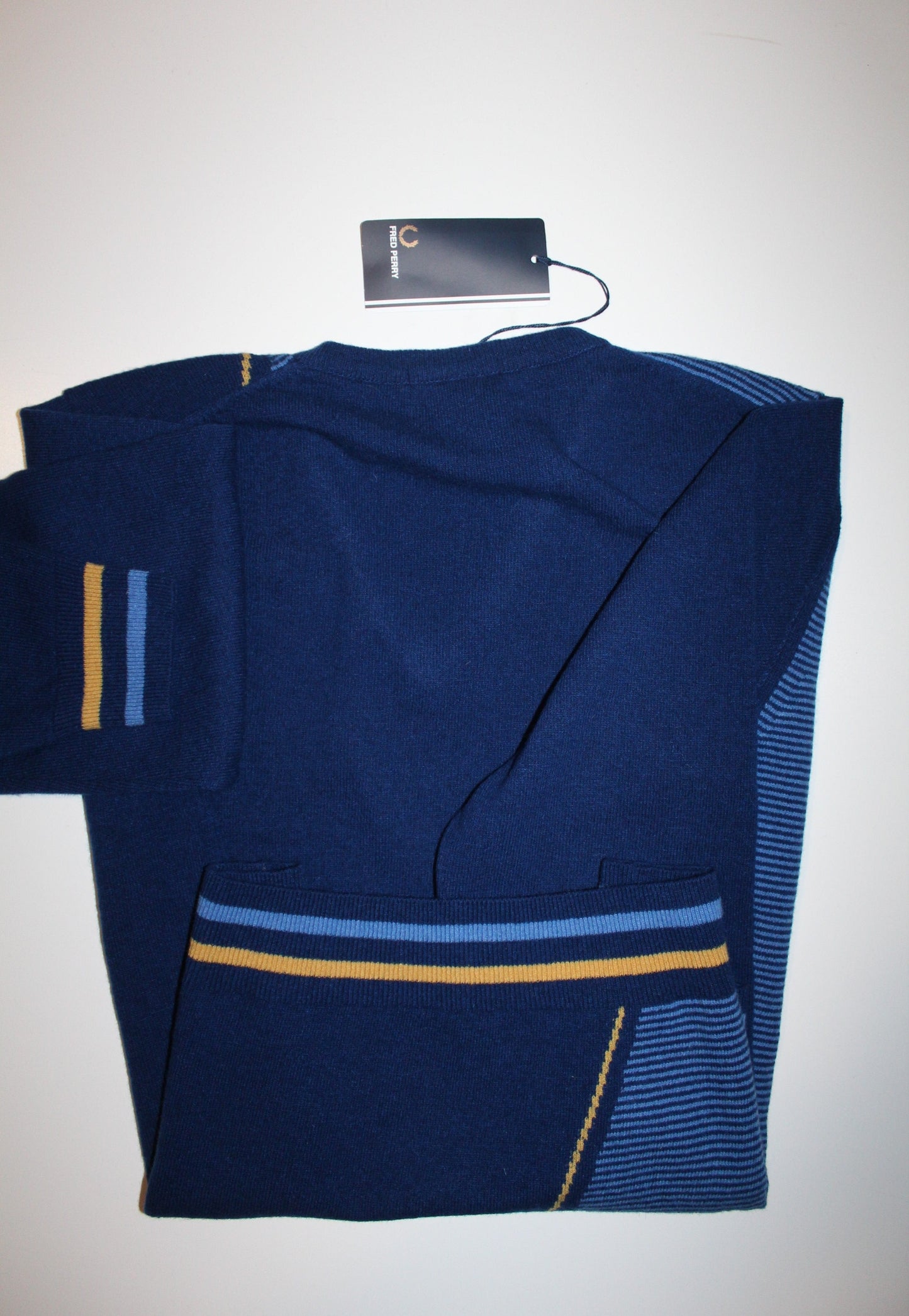 Camisola 16 GV Fred Perry Regular Slim Fit C/ Desconto especial 14.90 euros
