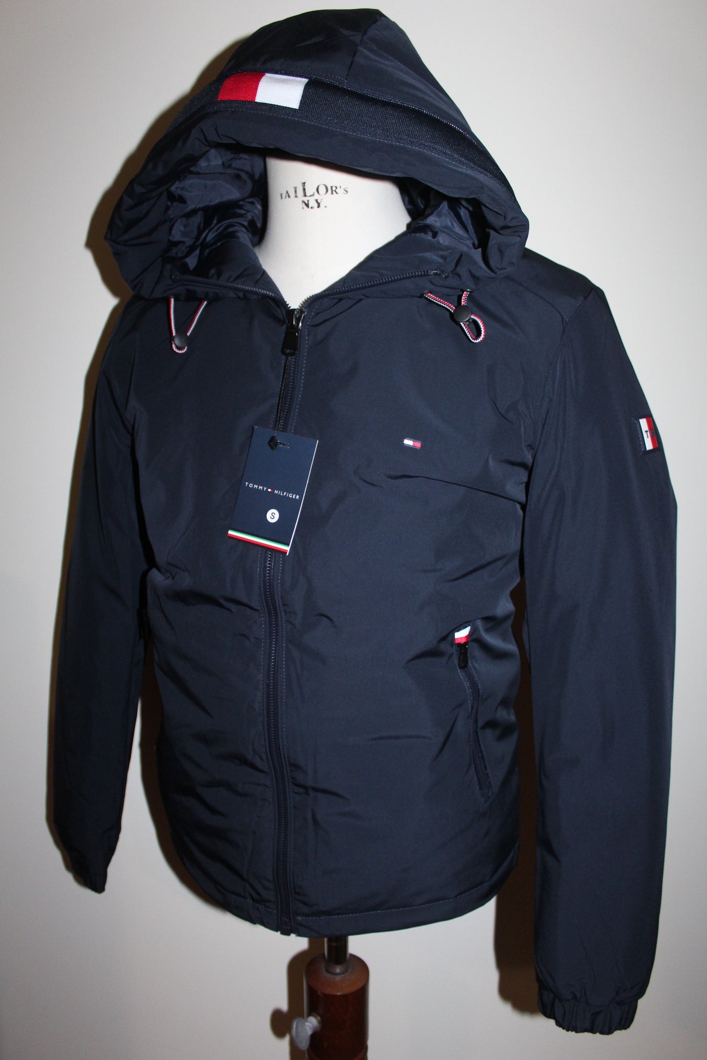 Casaco parka 10 Capuz Tommy Hilfiger  **Oferta especial de 33.00 desconto ! :-)