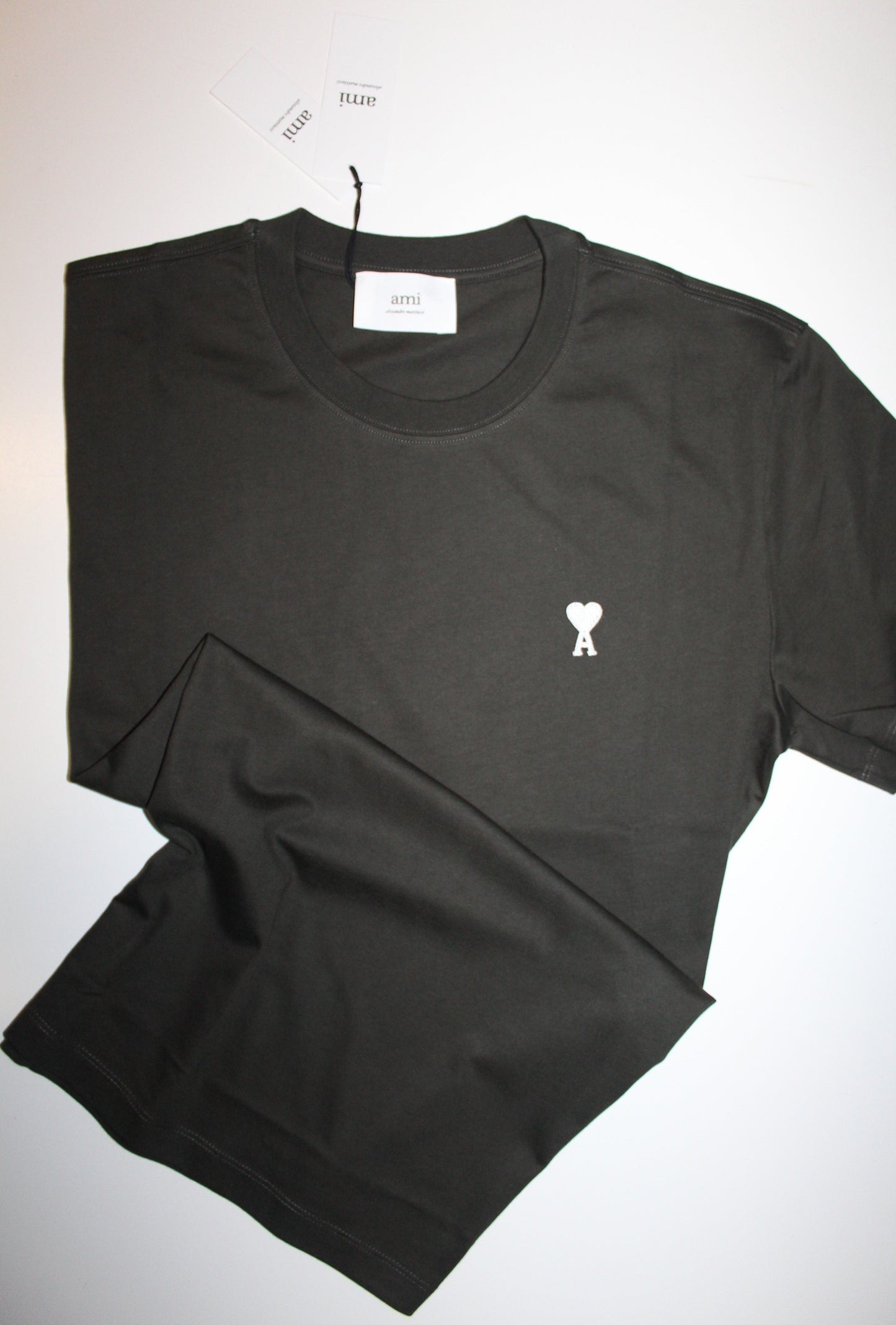 T Shirt 1 Ami **Normal Size  Oferta especial desconto de 9.90 🙂