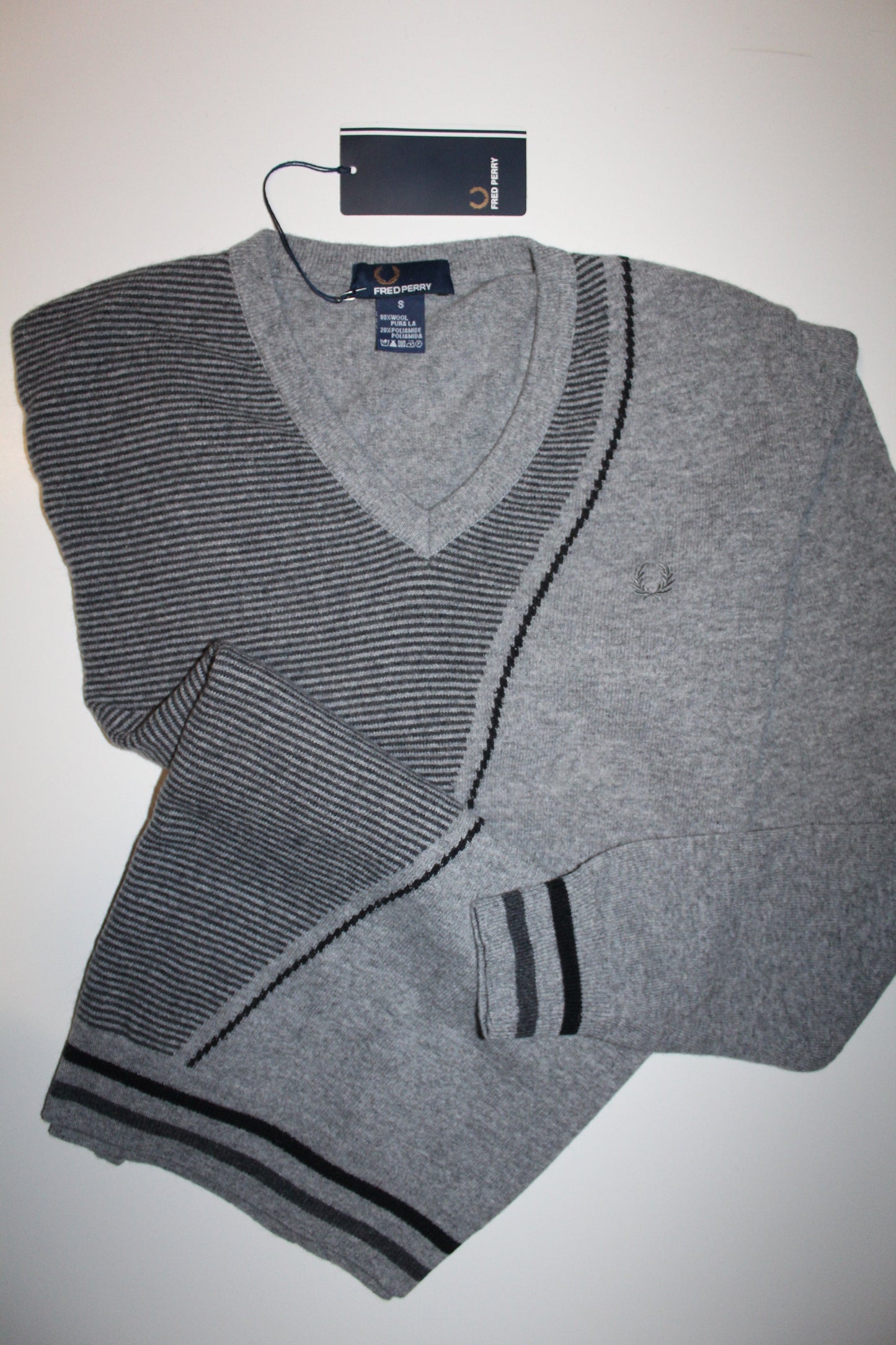 Camisola 16 GV Fred Perry Regular Slim Fit C/ Desconto especial 14.90 euros