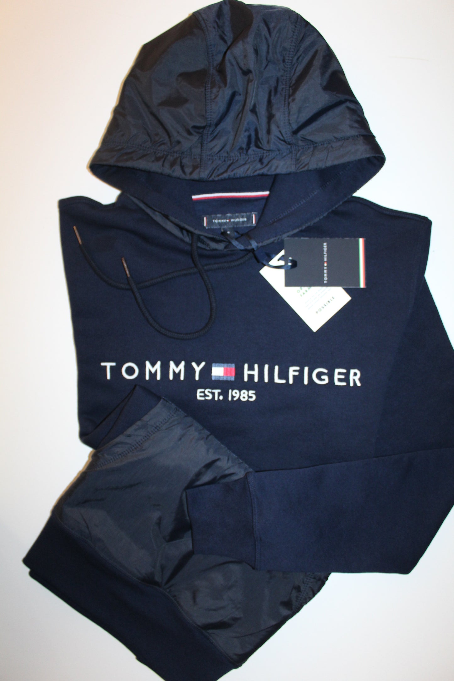 Camisola Sweat 9B Capuz Tommy Hilfiger