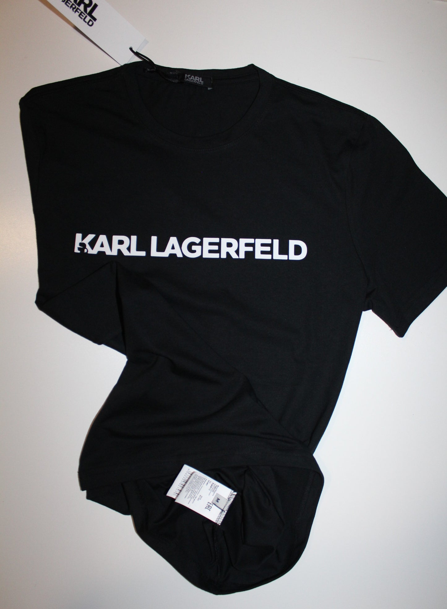 T Shirt 1 Karl Lagerfeld **Normal Size  C/ Desconto especial de 9.90 euros 🙂