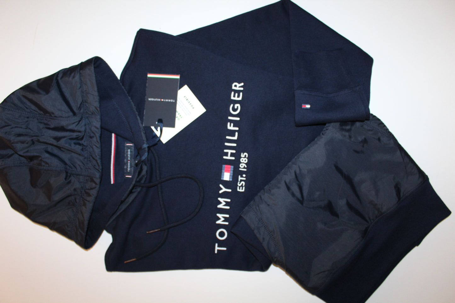 Camisola Sweat 9B Capuz Tommy Hilfiger